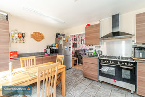 Kitchen/Diner- click for photo gallery